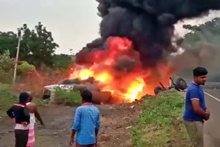 Private bus and Lorry accident in Kalaburagi, bus catches fire in Kalaburagi, many people died in Kalaburagi bus fire, ಕಲಬುರಗಿಯಲ್ಲಿ ಖಾಸಗಿ ಬಸ್ ಮತ್ತು ಲಾರಿ ಅಪಘಾತ, ಕಲಬುರಗಿಯಲ್ಲಿ ಬಸ್‌ಗೆ ಬೆಂಕಿ, ಕಲಬುರಗಿ ಬಸ್‌ಗೆ ಬೆಂಕಿ ತಗುಲಿ ಹಲವರು ಸಾವು,