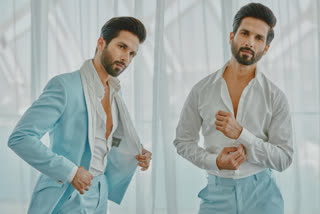 IIFA 2022  IIFA 2022 celebrities  shahid kapoor  shahid kapoor latest photos  shahid kapoor instagram  iifa awards 2022  iifa award winners  iifa 2022 host  iifa 20222 venue  iifa 2022 abu dhabi  ഐഎഫ്എഫ്എ 2022  ഐഎഫ്എഫ്എ 2022 താരങ്ങൾ  ഷാഹിദ് കപൂർ പുത്തൻ ചിത്രങ്ങൾ  ഐഎഫ്എഫ്എ അവാർഡ് 2022  ഷാഹിദ് കപൂർ ഇൻസ്റ്റഗ്രാം  ഐഎഫ്എഫ്എ അവാർഡ് ജേതാക്കൾ  ഏറ്റവും പുതിയ ചിത്രങ്ങളുമായി ഷാഹിദ് കപൂർ