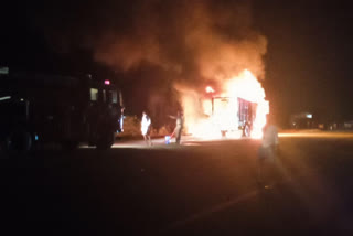 Karnataka: 8 feared dead after bus-lorry collision triggering fire in Kalaburgi