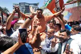 Celebration at BJP Headquarters