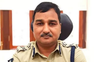 Lawyer Sends Legal Notice to Kolkata Police Commissioner
