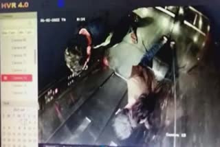 Minor molested in lift in Surat