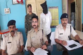 Adityapur police arrested three criminals in Seraikela