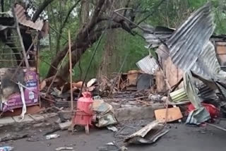 Solapur horrific explosion of an oxygen cylinder in a welding shop