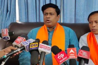 BJPs Sukanta Majumder Criticises TMCs Abhishek Banerjee on his Treatment Issue