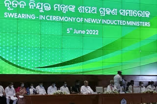 Naveen's new team: 13 cabinet, 8 state ministers take oath