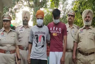 Girl arrested along with two youths in Khalsa College murder case  Khalsa College murder case  Khalsa College murder case update  ഖൽസ വനിതാ കോളജ് കൊലപാതകത്തിൽ മൂന്ന് പേർ പിടിയിൽ  പഞ്ചാബിലെ അമൃത്‌സറിൽ യുവാവിനെ വെടിവെച്ച് കൊന്നു  പെണ്‍കുട്ടിയുടെ ഫോട്ടോ ഡിലീറ്റ് ചെയ്യാത്തതിനെ തുടർന്നുണ്ടായ തർക്കത്തിൽ യുവാവിനെ വെടിവെച്ച് കൊന്നു