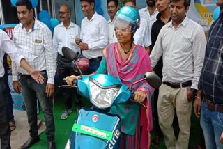 Chakradharpur Railway Division provides ebike facility to Tatanagar rail passengers