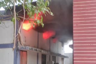 Fire in storeroom of health department Gariaband