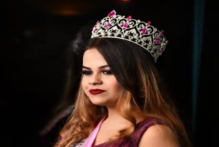 Koriya Dolly Sharma becomes Miss Platinum India