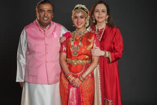 Radhika Merchant Arangetram,Ambanis Host Event,Radhika Merchant performance,Ambanis Arantegram Ceremony,Radhika Merchant Moving Dance,ಅಂಬಾನಿ ಭಾವಿ ಸೊಸೆಯಿಂದ ಭರತನಾಟ್ಯ ಪ್ರದರ್ಶನ,ಮುಖೇಶ್ ಅಂಬಾನಿ ಮತ್ತು ನೀತಾ ಅಂಬಾನಿ ಅವರ ಭಾವಿ ಸೊಸೆ,ರಾಧಿಕಾ ಮರ್ಚೆಂಟ್ ಅವರ ಭರತನಾಟ್ಯ,ರಾಧಿಕಾ ಅವರ ನೃತ್ಯ ಪ್ರದರ್ಶನ