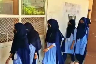 manglore-university-college-hijab-row-notice-issued-to-the-students