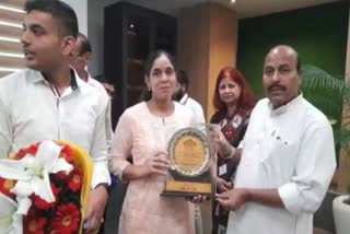 Minister Dr Virendra Singh honored four disabled students successful in UPSC examination