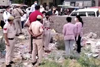 human-head-found-in-bushes-of-pandav-nagar-ramlila-ground-in-east-delhi-police-is-scanning-cctv