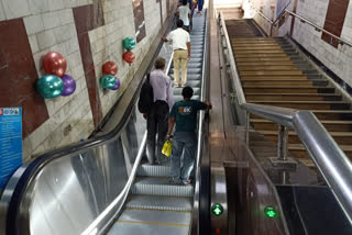 new-escalator-installed-at-mg-road-metro-station