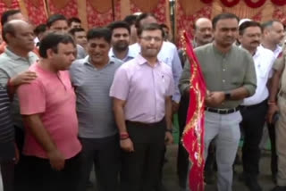 Kashmiri Pandits gets warm welcome as they reach for Mata Kheer Bhawani Mela