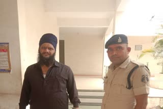 accused arrested with heroin in raipur