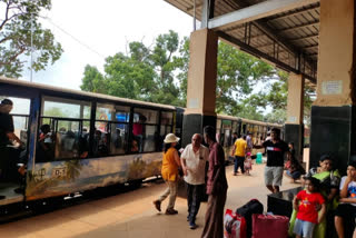 matheran mini train