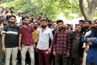 Workers Strike In Ramban: