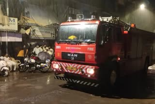 BUILDING COLLAPSED IN BANDRA AREA OF MUMBAI