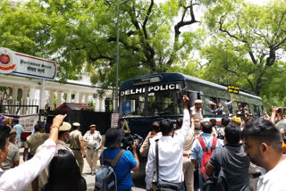 AIMIM Delhi unit chief Kalimul Hafeez detained by Delhi Police after protest bid in Jantar Mantar