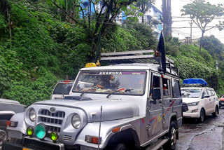 GNLF put black flag on cars in protest of GTA election