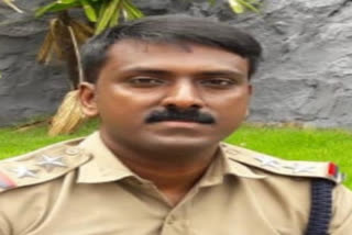 Policeman saves girl from committing suicide