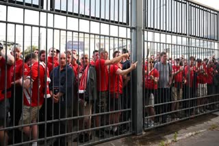 Paris police chief apologises for tear gassing Liverpool fans  FRIGHTENING EVENTS BEFORE UCL FINAL  ചാമ്പ്യൻസ് ലീഗ് ഫൈനലിലെ ആരാധകർക്കെതിരായ കയ്യേറ്റം  ചാമ്പ്യൻസ് ലീഗ് ഫൈനലിലെ അനിഷ്‌ട സംഭവങ്ങളിൽ ക്ഷമാപണവുമായി പാരിസ് പൊലീസ്  ആരാധകരോട് ക്ഷമാപണവുമായി പാരിസ് പൊലീസ്  ലിവർപൂളും റയൽ മാഡ്രിഡ് മത്സരം