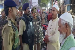 noida-police-patrolled-with-force-in-muslim-dominated-and-mixed-areas