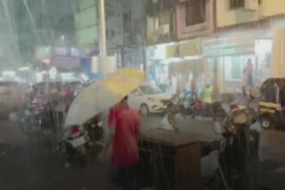 Maharashtra: Rain lashes parts of Navi Mumbai