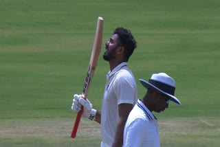 Bengal advance as minister Tiwary strikes century  ബംഗാൾ കായിക മന്ത്രി മനോജ് തിവാരിക്ക് സെഞ്ച്വറി  മനോജ് തിവാരിക്ക് സെഞ്ച്വറി  രഞ്ജി ട്രോഫി 2022  രഞ്ജി ട്രോഫി മത്സര ഫലം  രഞ്ജി ട്രോഫി സെമിയിൽ പ്രവേശിച്ച് ബംഗാൾ  Manoj Tiwary Scores Century In Ranji Trophy  bengal sports minister manoj Tiwary century in renji trophy  Bengal advanced to the semi finals of the Ranji Trophy