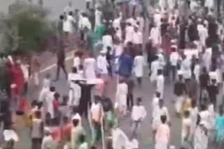 Bengal Protesters block roads clash with police over remarks by BJP leaders against Prophet Mohammad