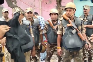 Heavy Forces Deployed Outside Masjid in noida