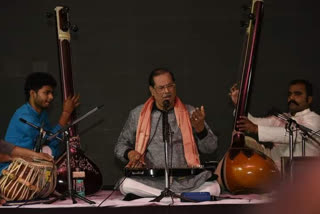Pandit Ajay Chakraborty on SaReGaMaPa
