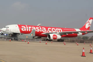 A320 aircraft technical snag  snag at Delhi Srinagar flight  flight return mid air  എയര്‍ ഏഷ്യ  എയര്‍ ഏഷ്യ വിമാനത്തില്‍ സാങ്കേതിക തകരാര്‍  ഡല്‍ഹി ശ്രീനഗര്‍ എയര്‍ ഏഷ്യ