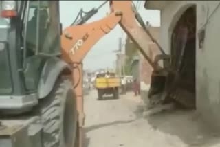 Yogi sets bulldozers rolling