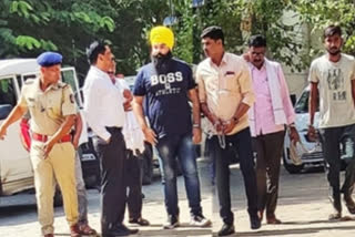 nanded police  caught riddha gangs two gangstar from punjab