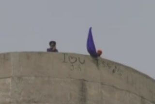 Nihang climbs on water tank