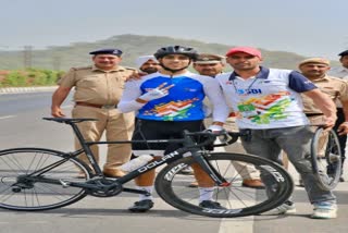 sports  KIYG 2021  Adil Altaf  Jammu and Kashmir  first cycling gold  Son of a tailor  आदिल अल्ताफ  खेलो इंडिया यूथ गेम्स  जम्मू कश्मीर  साइकिलिंग गोल्ड मेडल  इतिहास रच दिया