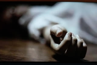 boy ends life in Karnataka  minor boy ends life in hostel  hostel warden did not give mobile phone to wish mother on birthday  ഹോസ്റ്റൽ വാർഡൻ ഫോൺ നൽകിയില്ല  കൗമാരക്കാരൻ തൂങ്ങിമരിച്ചു