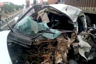 Car rammed into truck in Ajmer