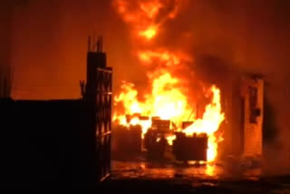 Massive fire breaks out at factory in Jabalpur