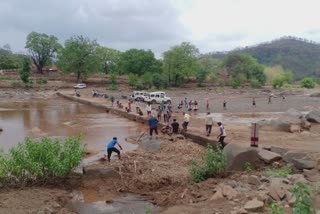 Rainfall in Narmada : ગુજરાતના આ ગામમાં સિઝનનો પહેલો વરસાદ બન્યો કાળ