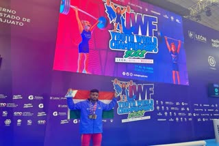 Weightlifting News  World Youth Championship  IWF  Gurunaidu Sanapathy  becomes world youth champion  आईडब्ल्यूएफ विश्व युवा चैंपियनशिप  रुनायडू सनापति  मैक्सिको  gold medal