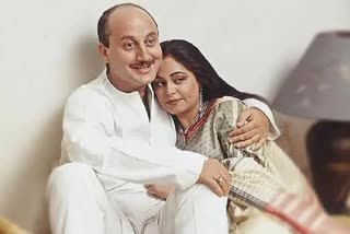 Anupam Kher wishes wife Kirron Kher