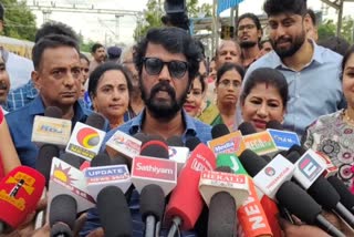 சீரடிக்கு தனியார் ரயில்வே நிர்ணயித்துள்ள கட்டணத்தை விட பெட்ரோல் டீசல் விலை உயர்வாக தான் உள்ளது- இயக்குநர் சேரன்