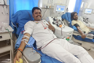 world blood donor day saurabh of varanasi donated blood 137 times so far