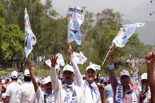 aap protest on demanding free electricity in Gujarat