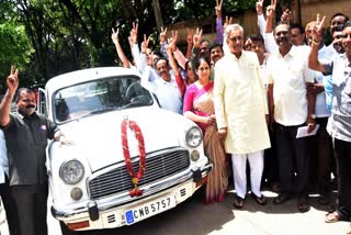 Ambassador car is lucky to basavaraja horatti