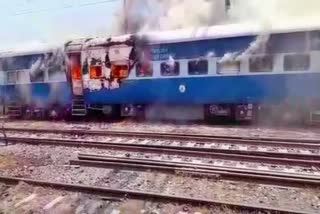 fire to the train against agneepath scheme